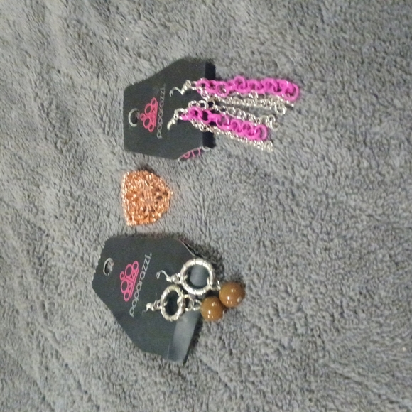 Necklaces - Picture 2 of 4